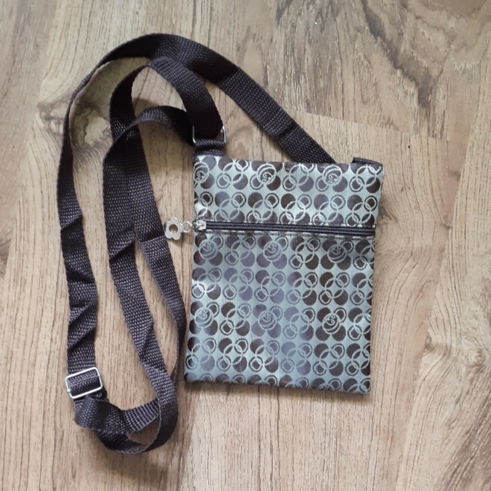 Cross bag